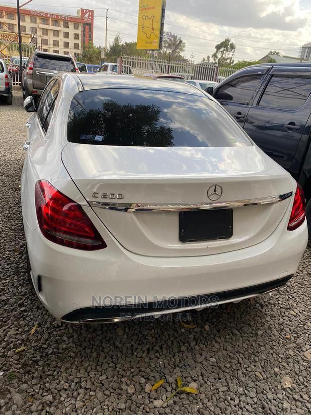 2015 Mercedes-Benz C200 - Off-White Edition: Premium Used Car