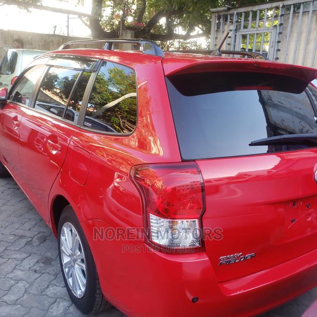 Red Toyota Corolla Fielder 2015: Used Car Listing