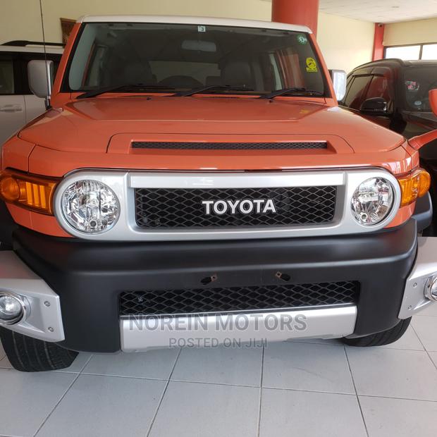 2015 Toyota FJ Cruiser in Bright Orange: Discover the Great Outdoors