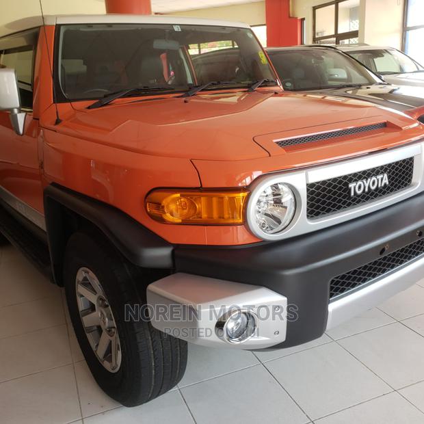 2015 Toyota FJ Cruiser in Bright Orange: Discover the Great Outdoors