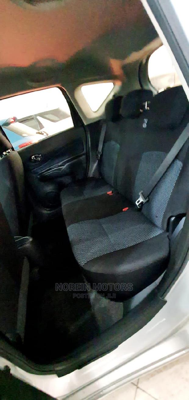 Nissan Note 2015 Silver - Value-Packed and Family-Friendly