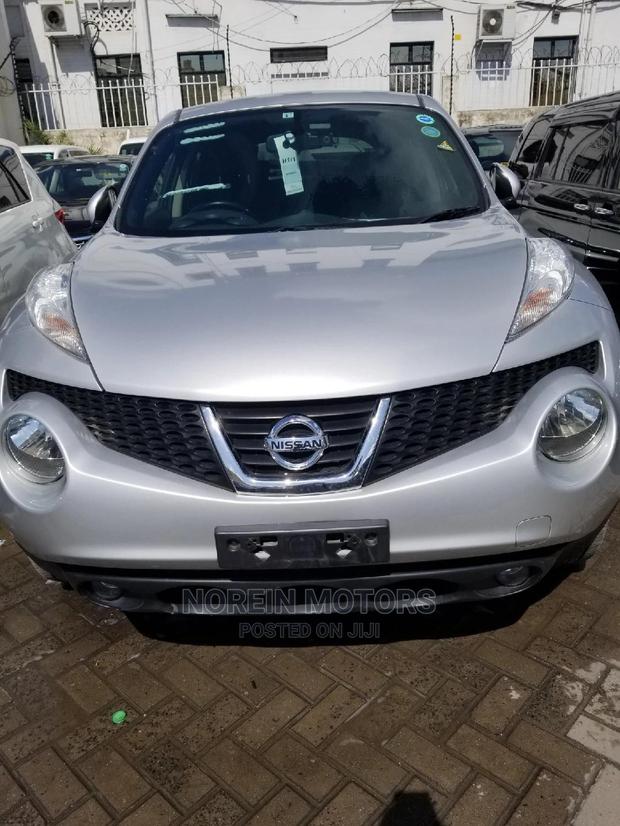 2015 Nissan Juke Silver - Great Condition, Low Mileage