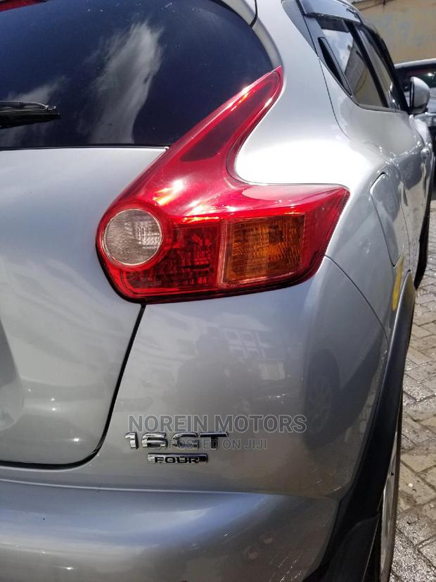 2015 Nissan Juke Silver - Great Condition, Low Mileage