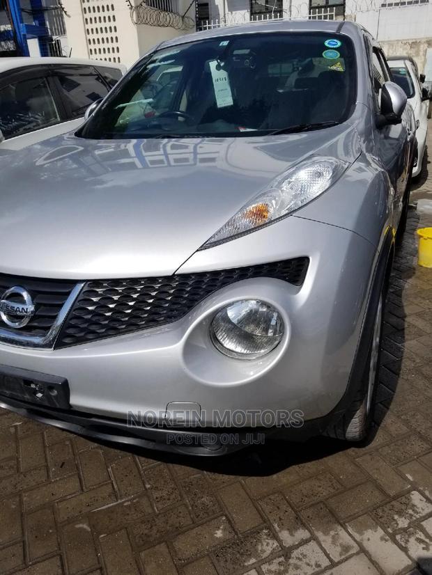 2015 Nissan Juke Silver - Great Condition, Low Mileage