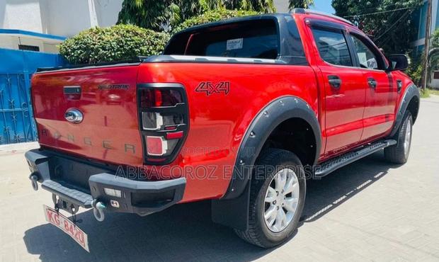 Ford Ranger 2015 Red
