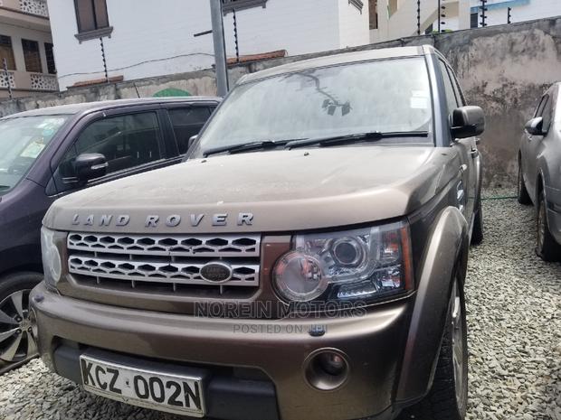 2015 Land Rover Discovery Brown - Pre-owned Luxury SUV