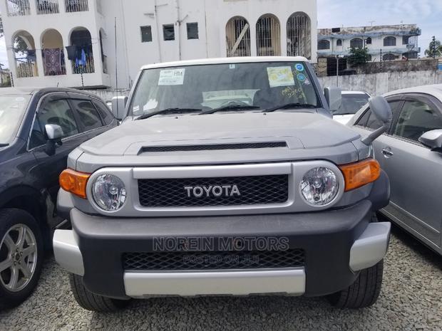 Gray 2015 FJ Cruiser Toyota - Used, Stylish, and Ready for Adventure!