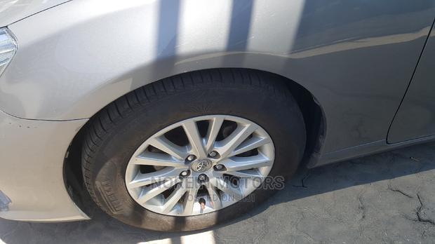 Pre-owned 2014 Toyota Mark X Silver