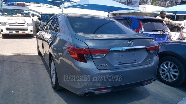 Pre-owned 2014 Toyota Mark X Silver
