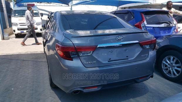 Pre-owned 2014 Toyota Mark X Silver