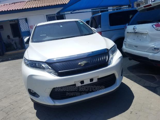 2015 Toyota Harrier in Pearl - Stylish, Affordable SUV