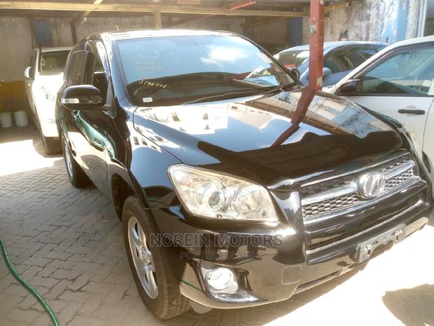 Used 2015 Toyota RAV4 Gray - Perfect for Adventure Seekers