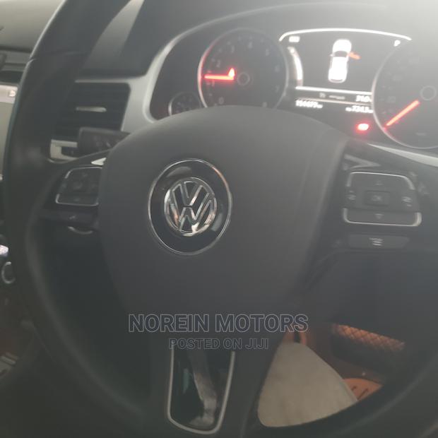 New 2014 Volkswagen Touareg in Matt Black - Pre-owned Luxury SUV