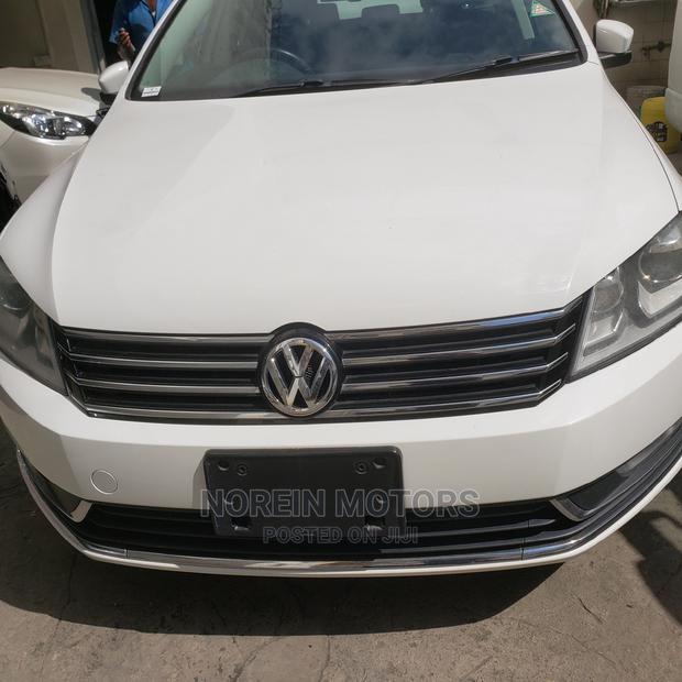 2014 Volkswagen Passat Pearl: High-End Sedan Available