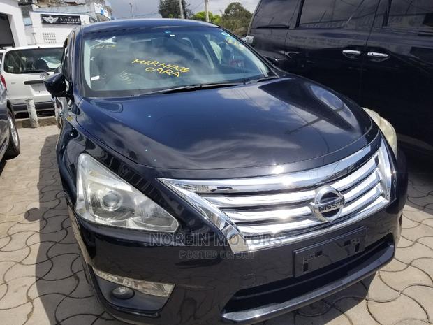 2014 Blue Nissan Teana Sedan - Style & Performance