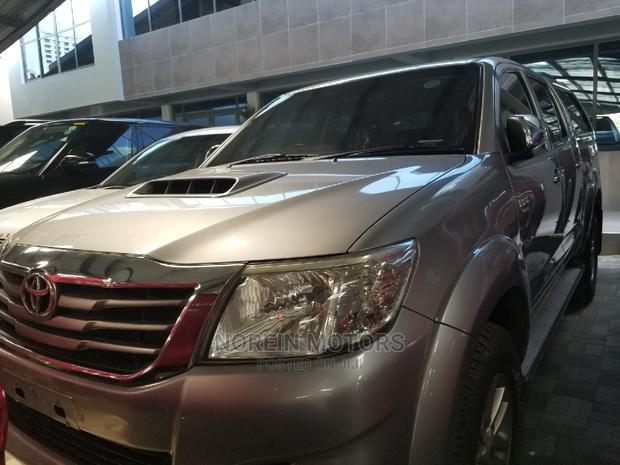 2014 Toyota Hilux Gray - Stylish, Durable, and Loaded with Features