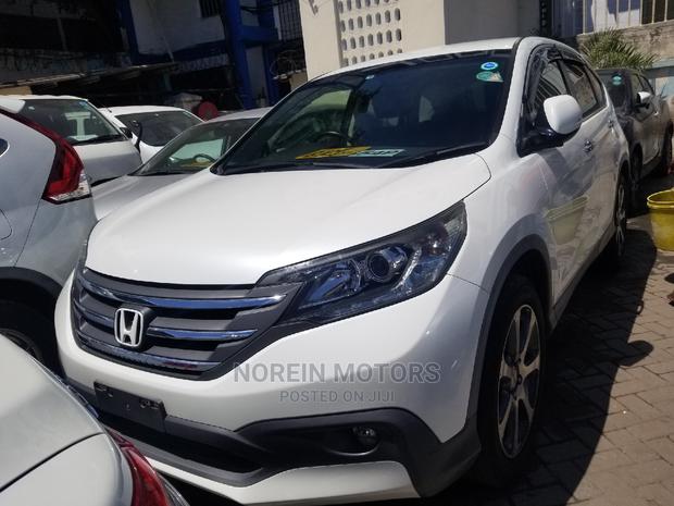2014 Honda CR-V - White SUV for Sale: Power, Comfort, & Efficiency!