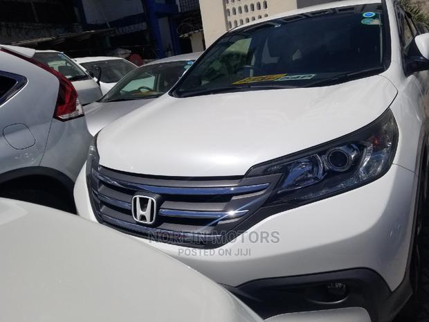 2014 Honda CR-V - White SUV for Sale: Power, Comfort, & Efficiency!