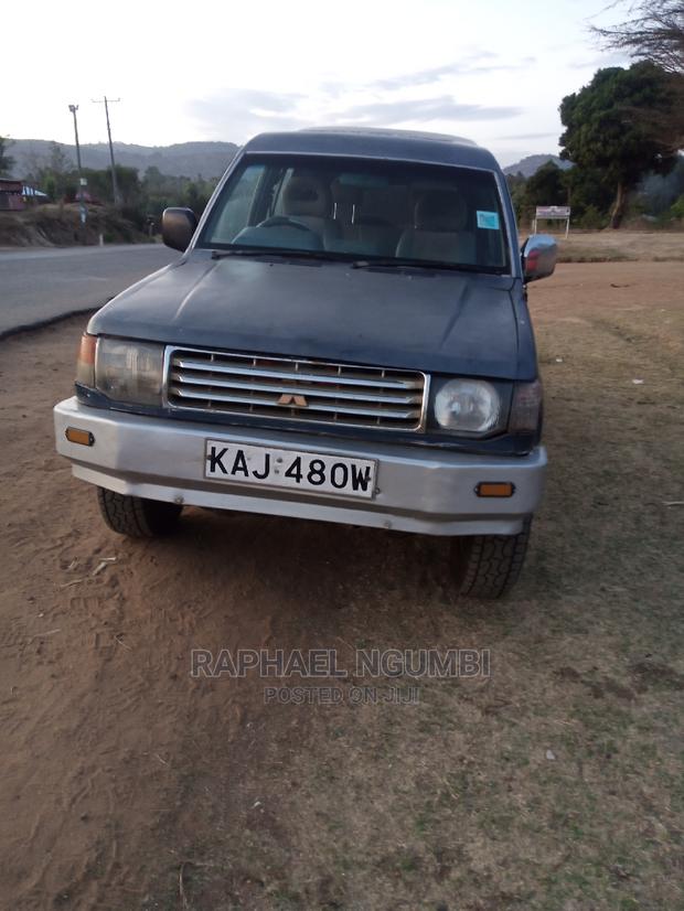 Used 1996 Mitsubishi Pajero Black: Unleash Your Off-road Potential