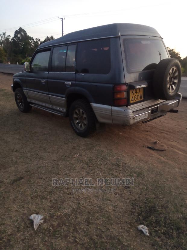 Used 1996 Mitsubishi Pajero Black: Unleash Your Off-road Potential
