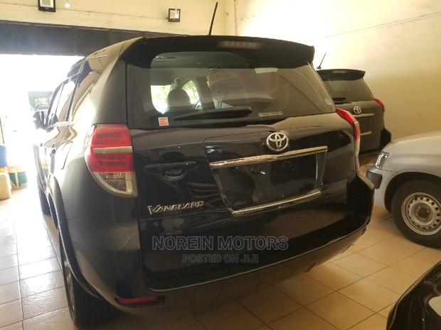 2014 Toyota Vanguard Black: Great Condition Pre-Owned SUV