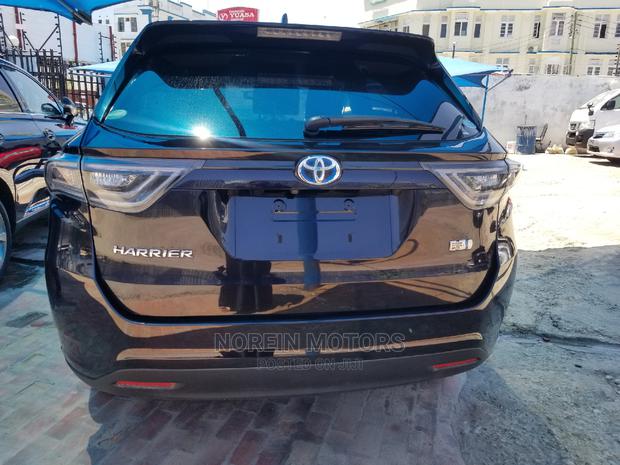 Black Toyota Harrier 2014 - Quality Pre-Owned Luxury SUV