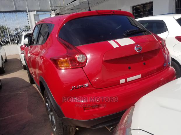 2014 Nissan Juke in Beautiful Burgundy - Great Deal