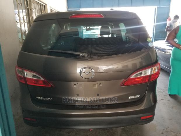 Used 2014 Mazda Premacy Beige Station Wagon for Sale