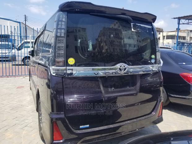 2014 Toyota Voxy SV Premium for Sale - Purple