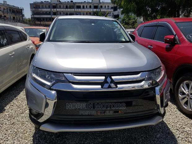 Gray 2014 Mitsubishi Outlander - Pre-owned SUV Offer