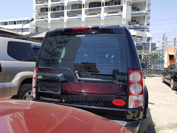 Land Rover Discovery 2014 in Matt Black - Premium Pre-owned SUV
