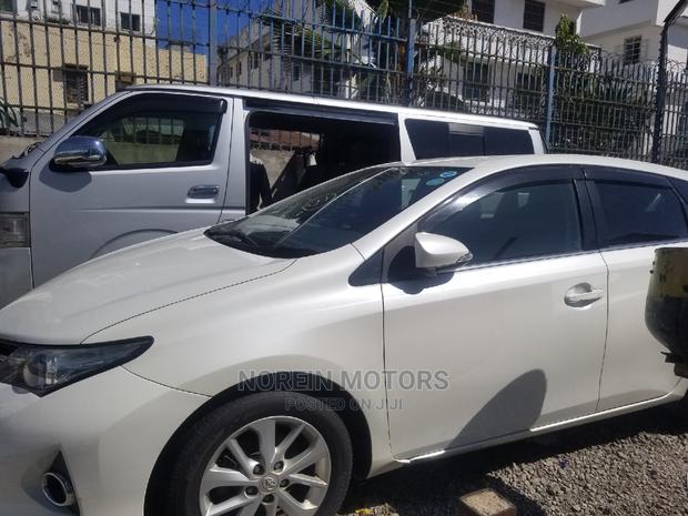 Used 2015 Toyota Auris Pearl - Elegant Pre-Owned Compact Car