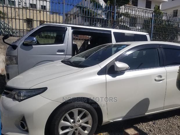 Used 2015 Toyota Auris Pearl - Elegant Pre-Owned Compact Car