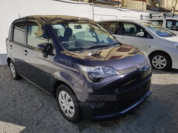 High-Quality 2015 Toyota Spade Purple - Used Car
