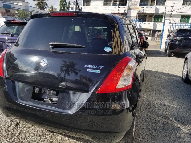 2015 Suzuki Swift Matt Black - Stylish and Economical