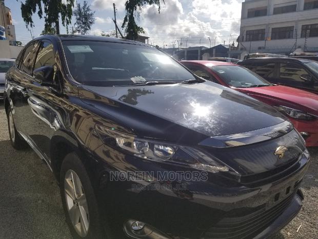 2015 Toyota Harrier Black Edition: High-end SUV Offer