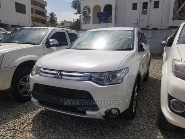 Used 2014 Mitsubishi Outlander Pearl: Affordable, Reliable, and Stylish