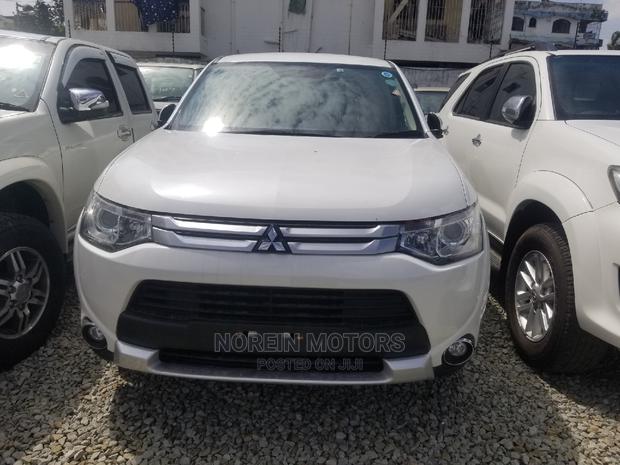 Used 2014 Mitsubishi Outlander Pearl: Affordable, Reliable, and Stylish