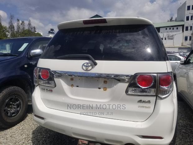 2014 Toyota Fortuner Off-White SUV for Sale