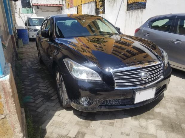 Matt Black 2014 Nissan Fuga - Elegant Sedan on the Market