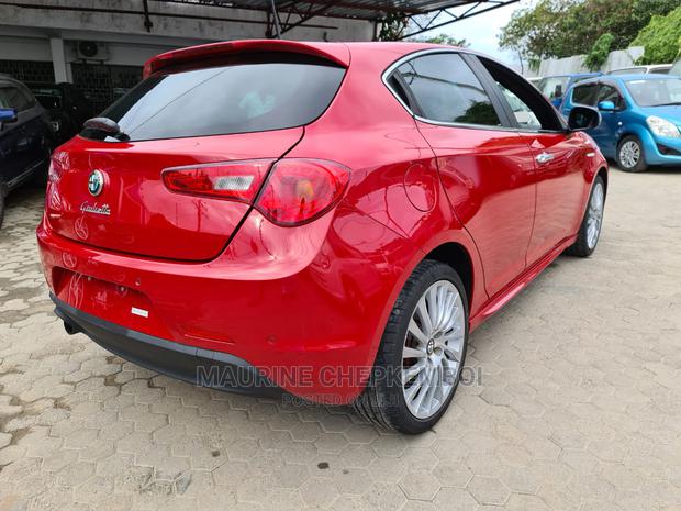 Alfa Romeo 2600 2014 Red