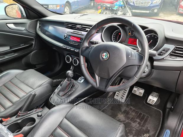 Alfa Romeo 2600 2014 Red