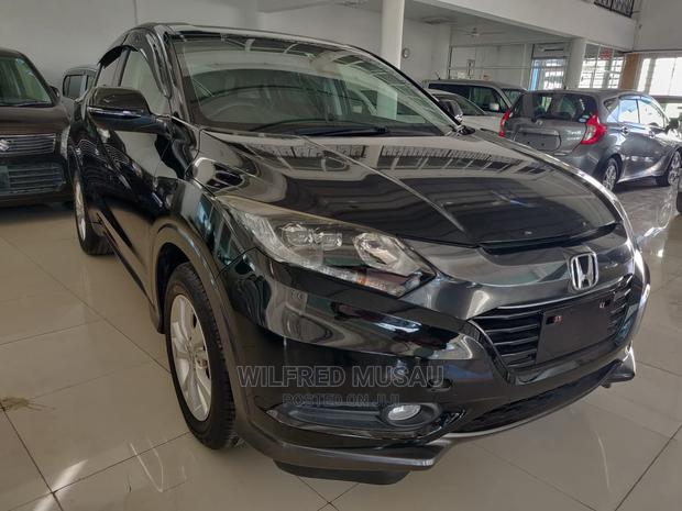 2015 Black Honda Vezel: Compact SUV with Luxury