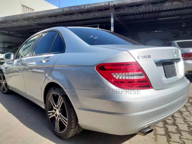 Mercedes-Benz C180 2014 Silver
