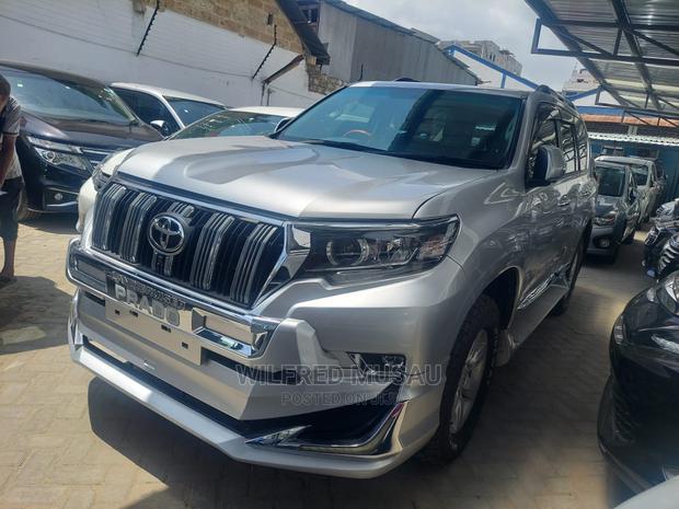 2015 Gray Toyota Land Cruiser Prado - Pre-Owned SUV with Premium Luxury Features
