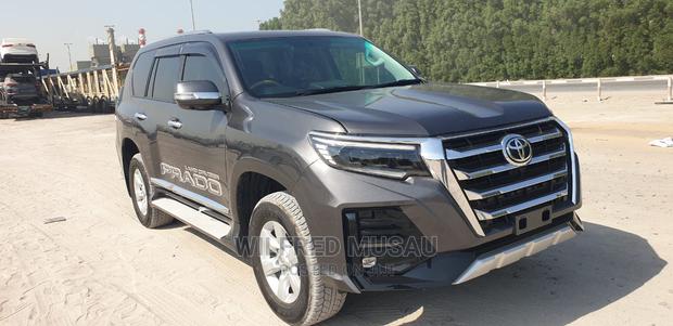2014 Toyota Land Cruiser Prado - Black Edition