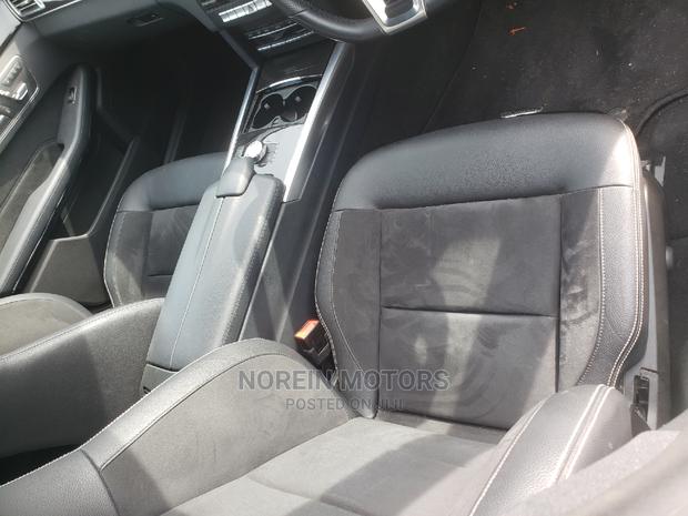 Teal Mercedes-Benz E250 SV Premium 2014 - High-End Sedan Available