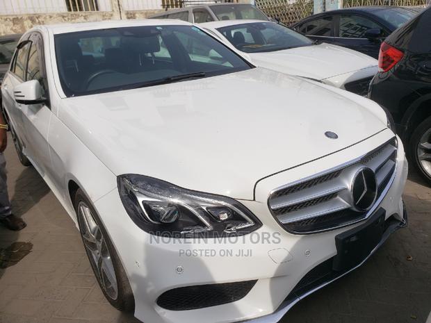 Teal Mercedes-Benz E250 SV Premium 2014 - High-End Sedan Available
