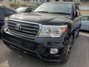 Teal 2014 Toyota Land Cruiser - Stunning SUV, Ideal for Off-Road Exploration for sale