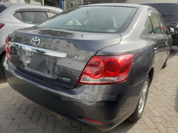 High-quality 2014 Toyota Allion in Teal - Used